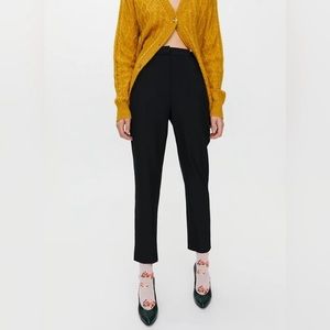 Aritzia Little Moon Black Martini Cigarette Pant.